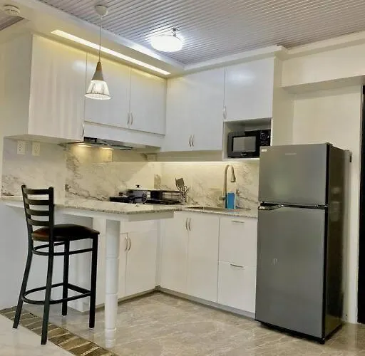 Elegant Nook Apartment *